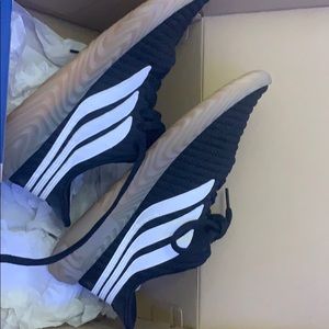 Brand new sobakov tennis shoes